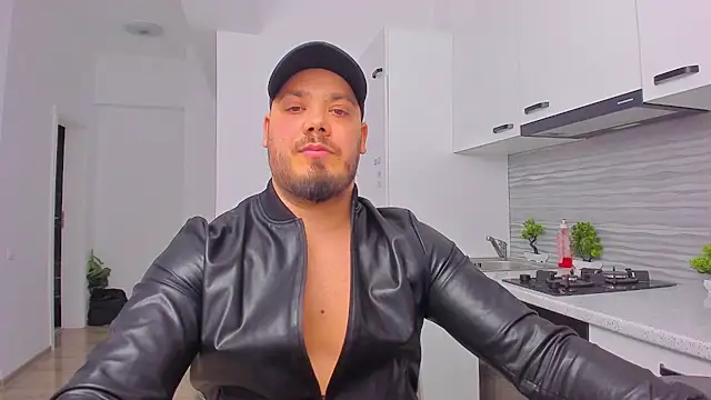 ZackMasterss online show from February 2025 11:09:01 PM