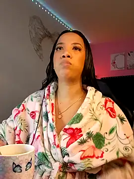 SallyWhitee online show from March 2026 05:46:01 AM