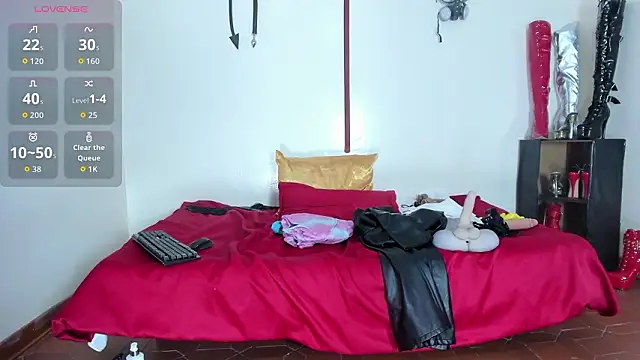 aurora cullen  online show from February 2026 11:47:02 AM