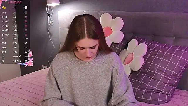 soft babe online show from October 2025 07:03:02 PM