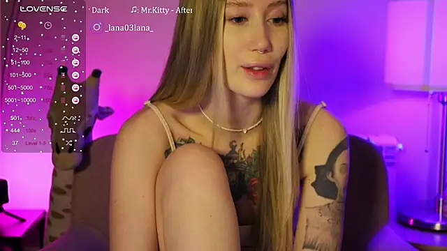Snapshot of Pussy_Drive03 chatting on February 2025 10:30:02 PM Pussy Drive03 online show from February 2025 10:30:02 PM