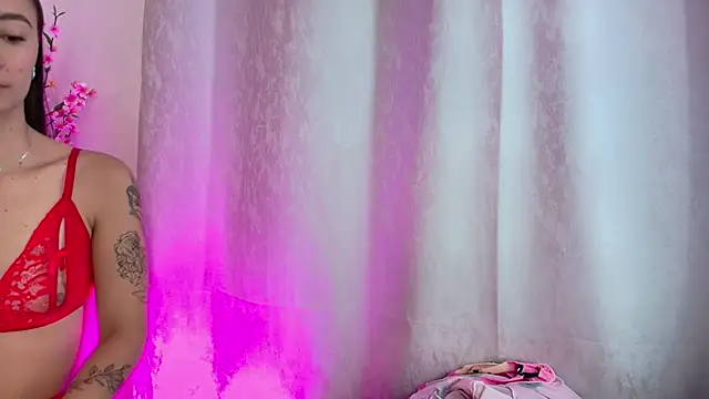 miaa queen2 online show from November 2025 01:33:02 PM