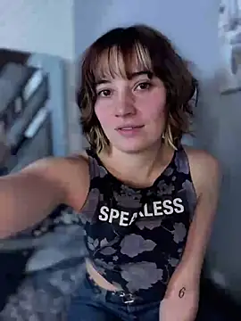 Maggie Geller online show from February 2025 05:16:02 PM