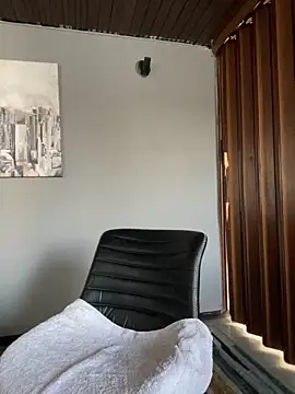 Maggie Geller online show from March 2025 12:26:02 PM