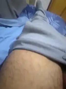 Snapshot of Sexhamza32 chatting on May 2026 06:17:02 PM Sexhamza32 online show from May 2026 06:17:02 PM