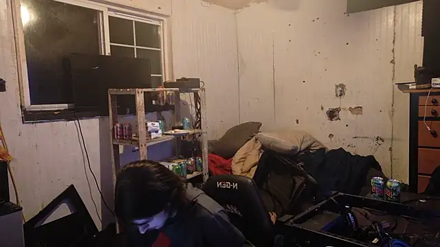 nuttyking2022 online show from November 2025 01:37:01 AM