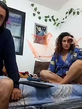 jeans and emma online show from November 2025 03:30:02 AM