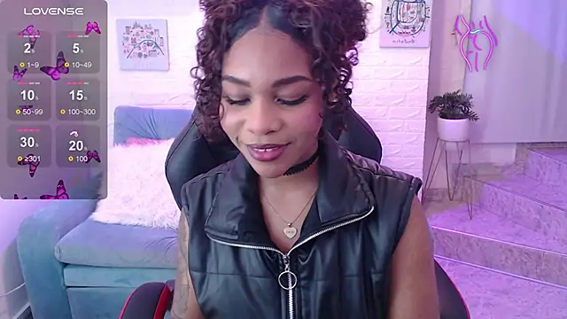 tylla  online show from March 2025 03:59:02 AM