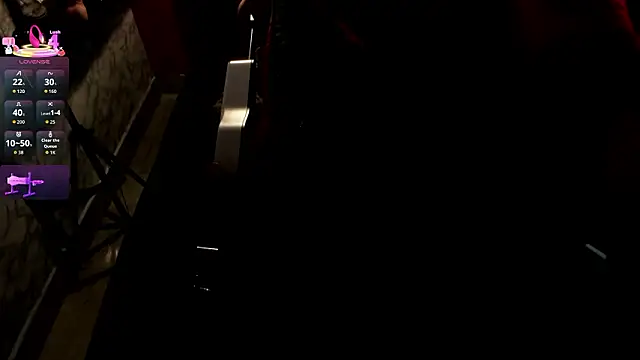 IVISBOUNCYASS online show from February 2026 12:25:01 PM