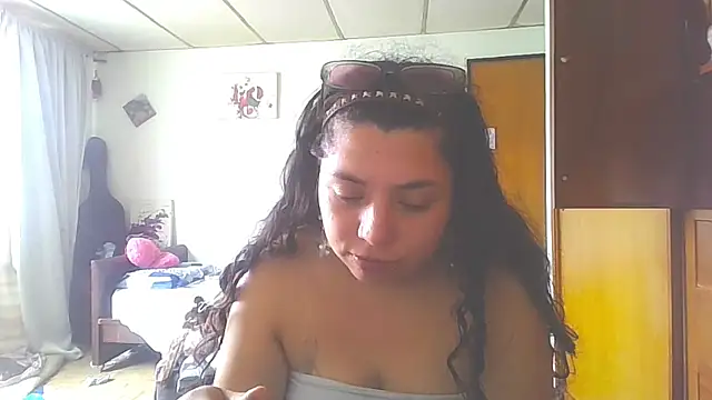 isabellapurple online show from February 2026 03:42:01 PM