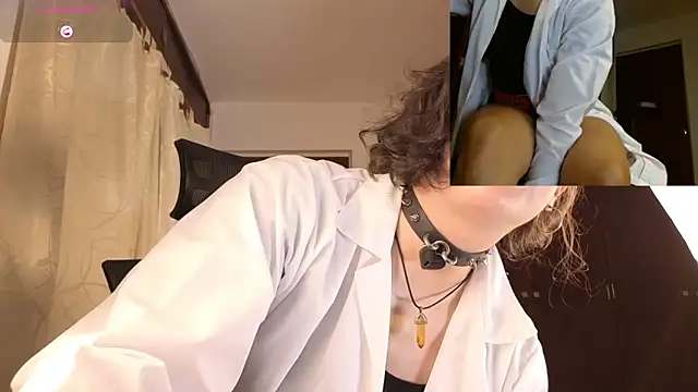 Snapshot of sophia_dumont chatting on October 2025 01:24:01 AM sophia dumont online show from October 2025 01:24:01 AM