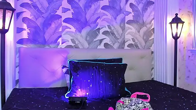 Sami Evanns online show from October 2025 03:27:01 AM