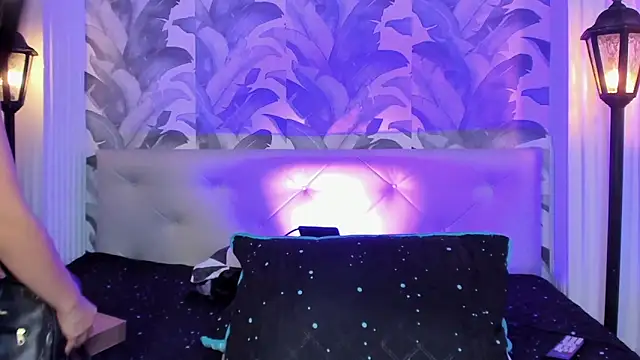 Sami Evanns online show from November 2025 02:46:02 AM