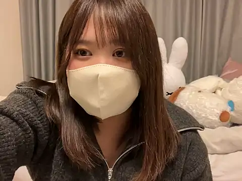 Snapshot of mitarashi_awww chatting on February 2025 07:07:01 PM mitarashi awww online show from February 2025 07:07:01 PM