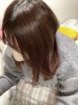 Snapshot of mitarashi_awww chatting on March 2025 09:05:02 PM mitarashi awww online show from March 2025 09:05:02 PM