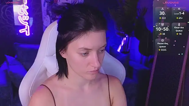 roxy riot  online show from April 2026 05:08:02 AM