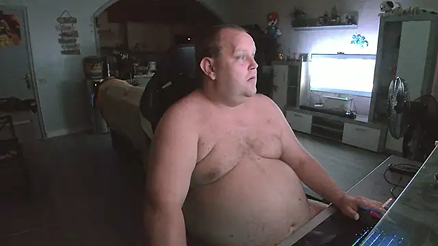 Hotfire-112 online show from April 2026 09:20:02 PM