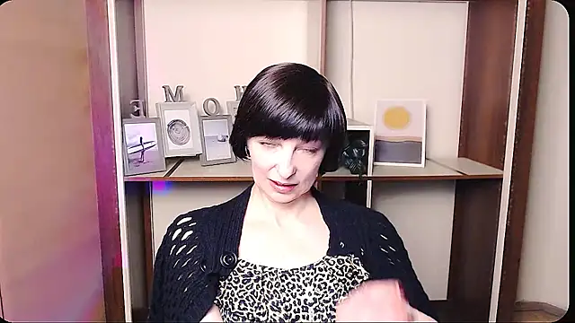  AngeliaFlow  online show from March 2026 12:05:03 PM