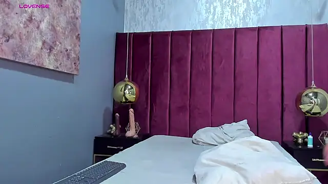 lolyyuno online show from February 2025 02:30:01 AM