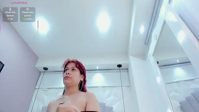 lolyyuno online show from November 2025 10:42:02 PM