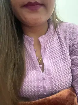 Deepcha1991 online show from March 2025 10:38:01 PM