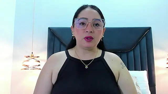 Snapshot of ZamiraGates chatting on March 2025 03:45:01 AM ZamiraGates online show from March 2025 03:45:01 AM