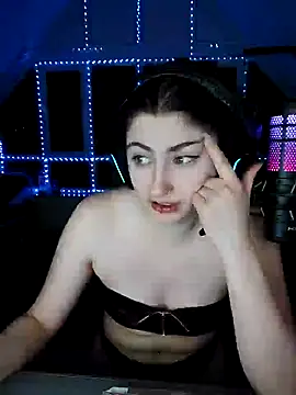 Snapshot of Gamergirl-Linela chatting on February 2025 06:13:02 PM Gamergirl-Linela online show from February 2025 06:13:02 PM
