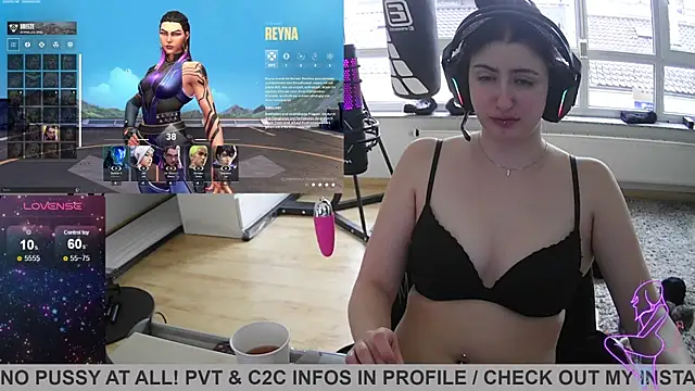 Snapshot of Gamergirl-Linela chatting on February 2025 10:46:01 AM Gamergirl-Linela online show from February 2025 10:46:01 AM