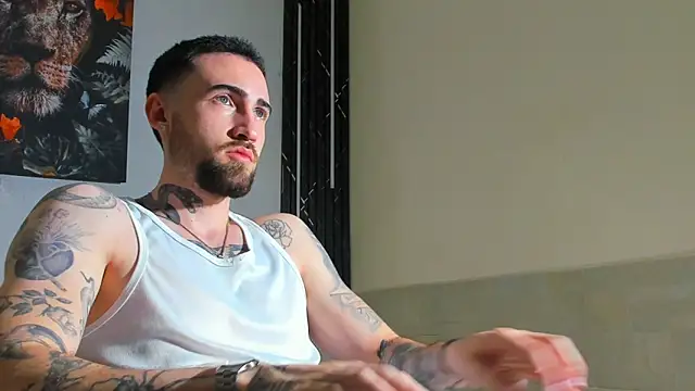 Luke davis01 online show from March 2025 01:07:01 PM