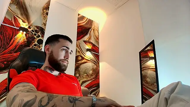 Luke davis01 online show from July 2026 01:03:02 PM