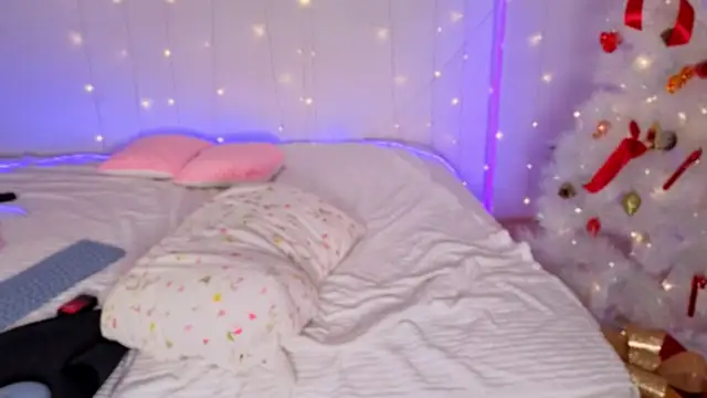 Nicole Hampton online show from January 2026 05:27:02 PM