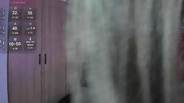 Cloee Rainbow1 online show from December 2025 11:52:02 AM