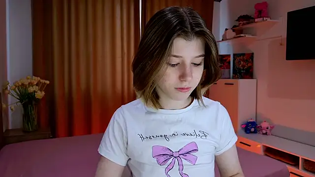 Bella amory online show from February 2026 01:44:02 PM