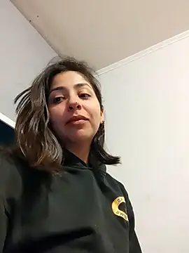 Snapshot of MaiPandora chatting on September 2025 02:37:01 AM MaiPandora online show from September 2025 02:37:01 AM