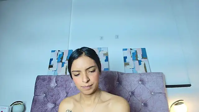 Skye Moore online show from September 2025 11:58:01 AM