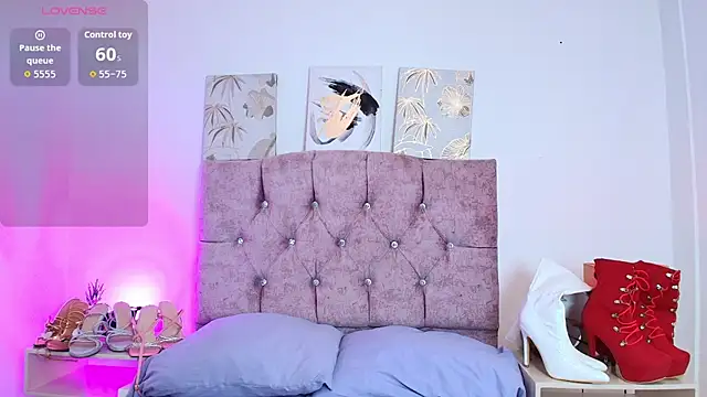 Skye Moore online show from March 2026 07:08:01 PM