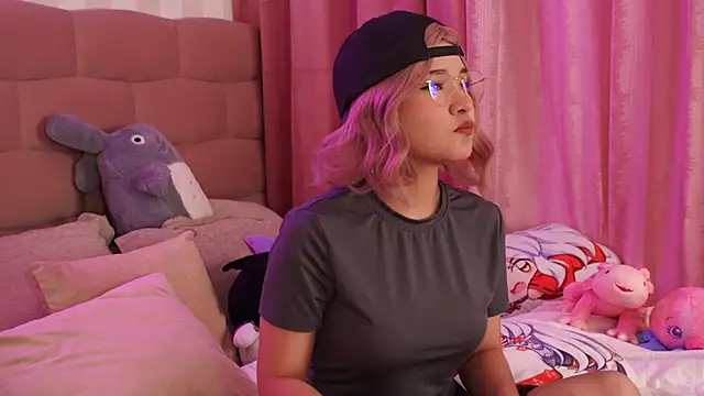 NataliaNovak online show from September 2025 05:57:01 PM