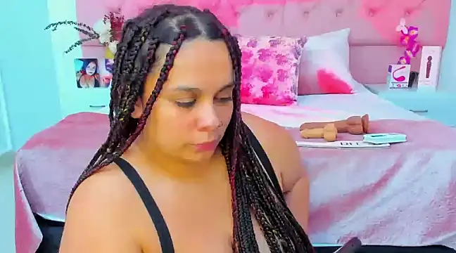 KourtneyEvans online show from February 2025 06:24:02 PM