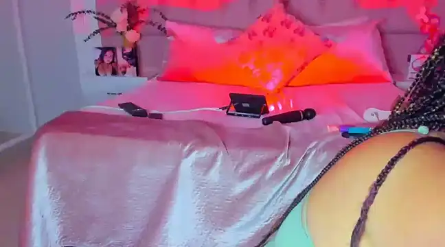 KourtneyEvans online show from February 2025 06:22:02 PM