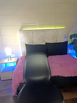  michonne  online show from November 2025 09:06:01 PM