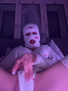 Snapshot of Daria-maus24 chatting on February 2025 06:44:02 PM Daria-maus24 online show from February 2025 06:44:02 PM