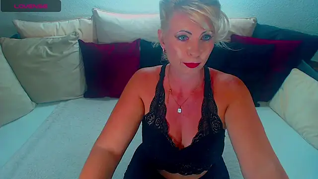 Lex McQueen online show from July 2026 08:46:01 PM