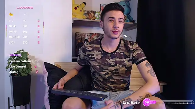 Snapshot of kyle_clint07 chatting on October 2025 04:25:02 PM kyle clint07 online show from October 2025 04:25:02 PM