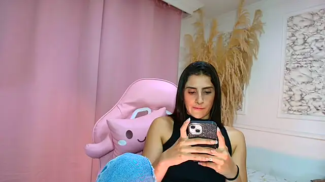 Danella houston online show from March 2026 06:56:01 PM