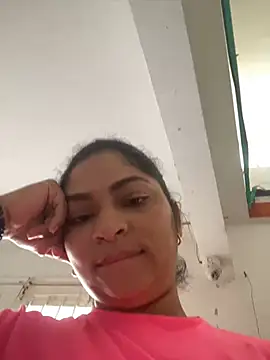 Snapshot of Tana_latin chatting on February 2025 03:05:01 PM Tana latin online show from February 2025 03:05:01 PM