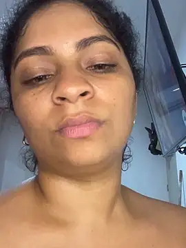 Snapshot of Tana_latin chatting on February 2025 03:20:01 AM Tana latin online show from February 2025 03:20:01 AM