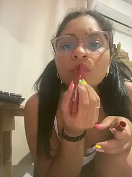 Snapshot of Tana_latin chatting on February 2025 01:11:01 AM Tana latin online show from February 2025 01:11:01 AM
