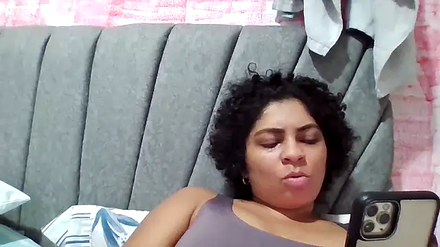 Snapshot of Tana_latin chatting on October 2025 12:42:02 AM Tana latin online show from October 2025 12:42:02 AM