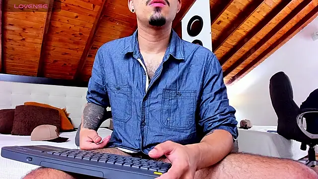 Sebastian Berne online show from March 2025 10:32:02 PM