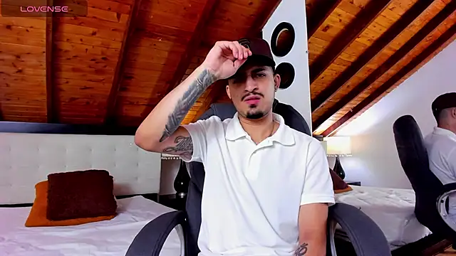 Sebastian Berne online show from March 2025 07:01:02 PM